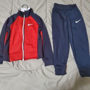 Nike track suit
